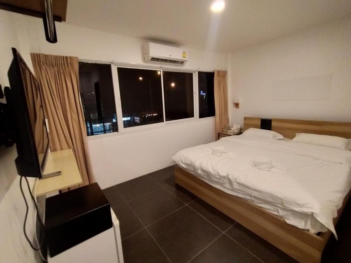 Breeze Hostel Jomtien Beach Zewnętrze zdjęcie