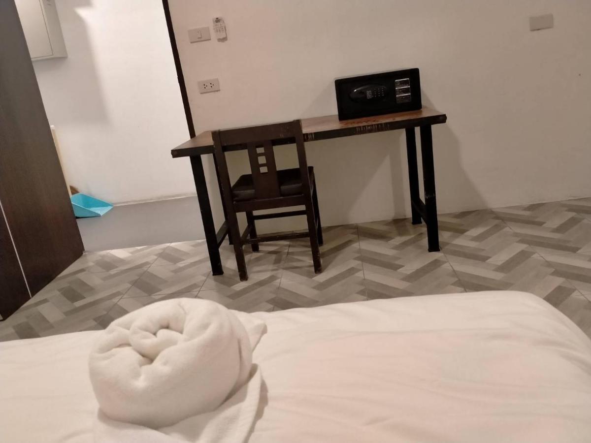 Breeze Hostel Jomtien Beach Zewnętrze zdjęcie