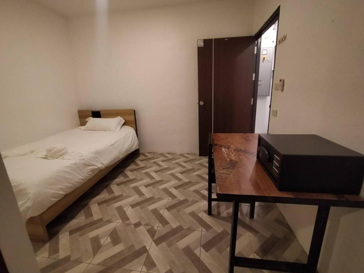 Breeze Hostel Jomtien Beach Zewnętrze zdjęcie